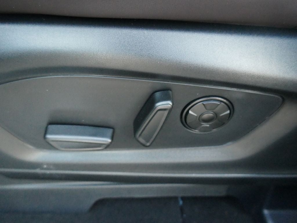 2026 Ford Explorer Platinum 4WD