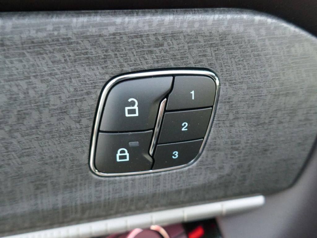 2026 Ford Explorer Platinum 4WD