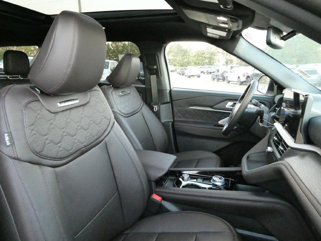 2026 Ford Explorer Platinum 4WD