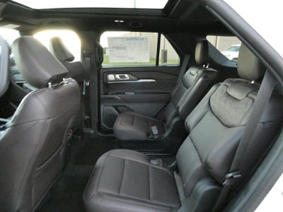 2026 Ford Explorer Platinum 4WD