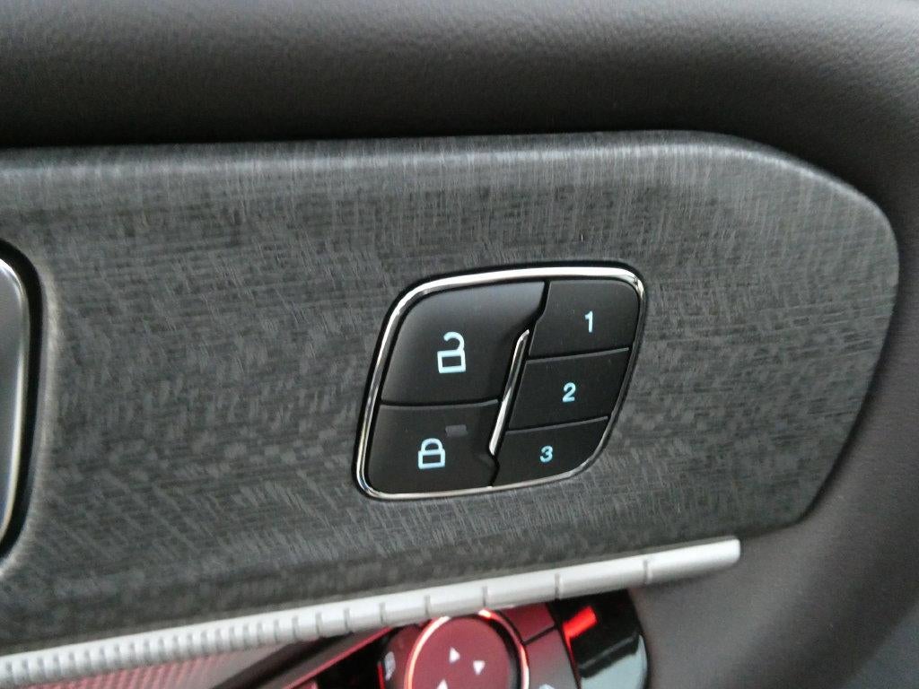2026 Ford Explorer Platinum 4WD