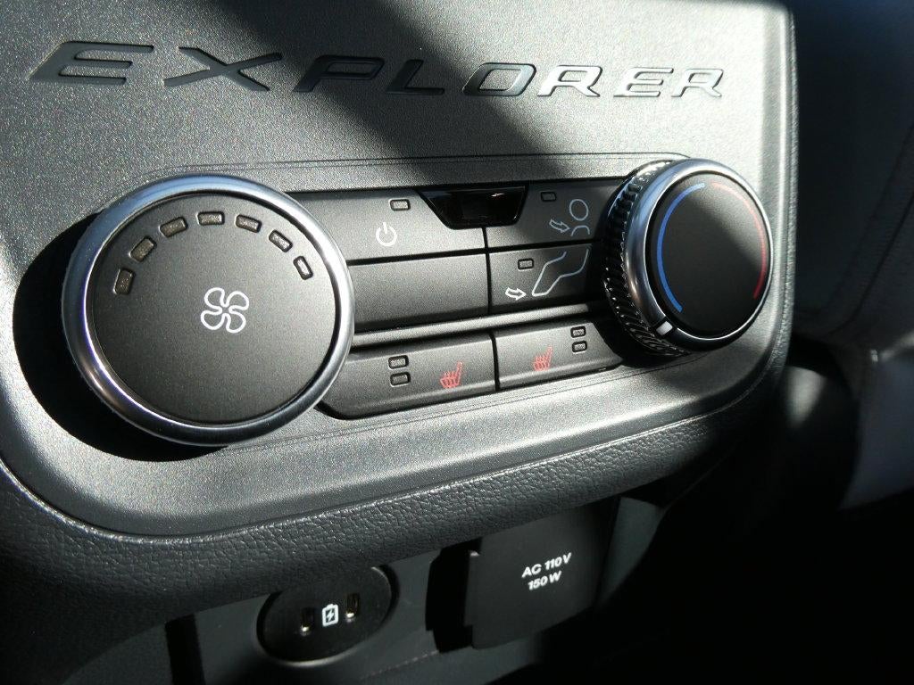 2027 Ford Explorer Platinum 4WD
