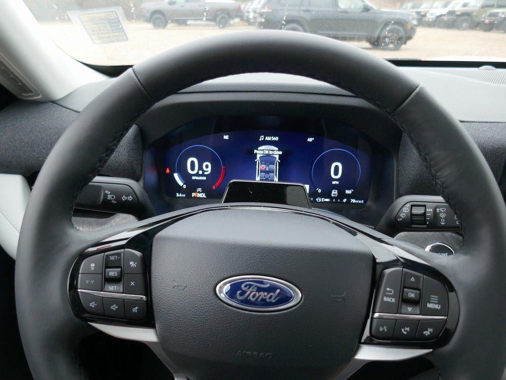 2026 Ford Explorer Platinum 4WD