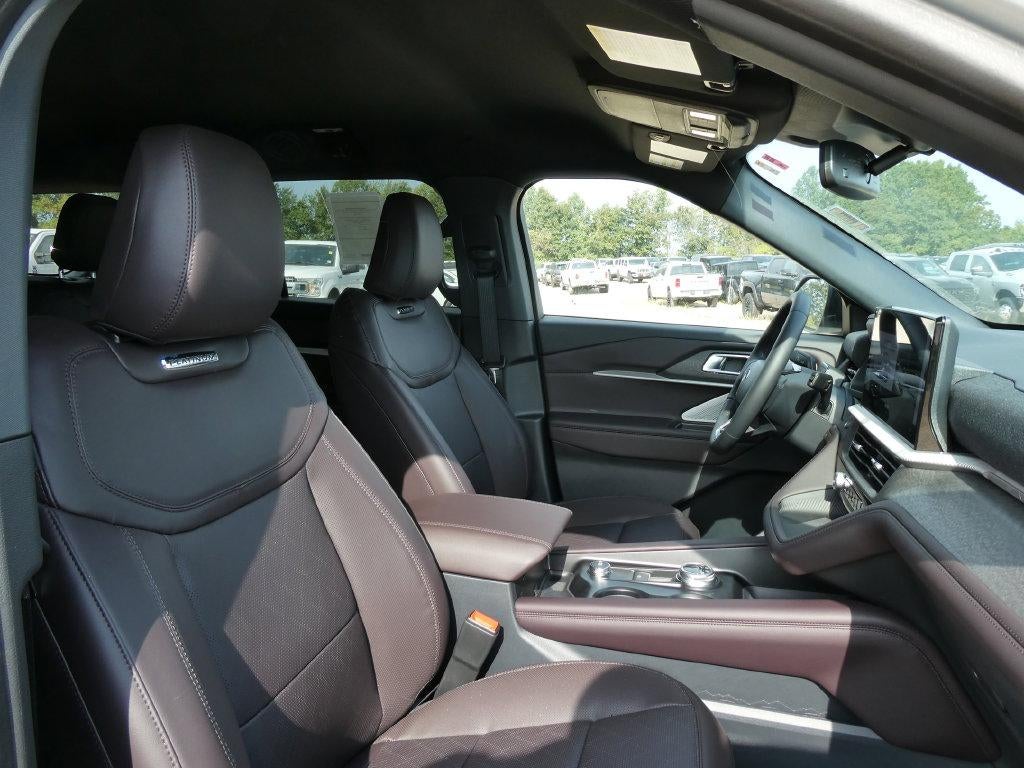 2027 Ford Explorer Platinum 4WD