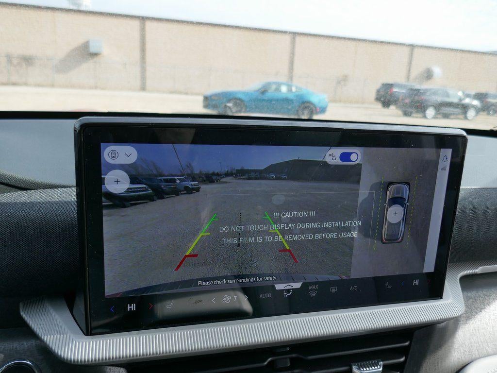 2026 Ford Explorer Platinum 4WD