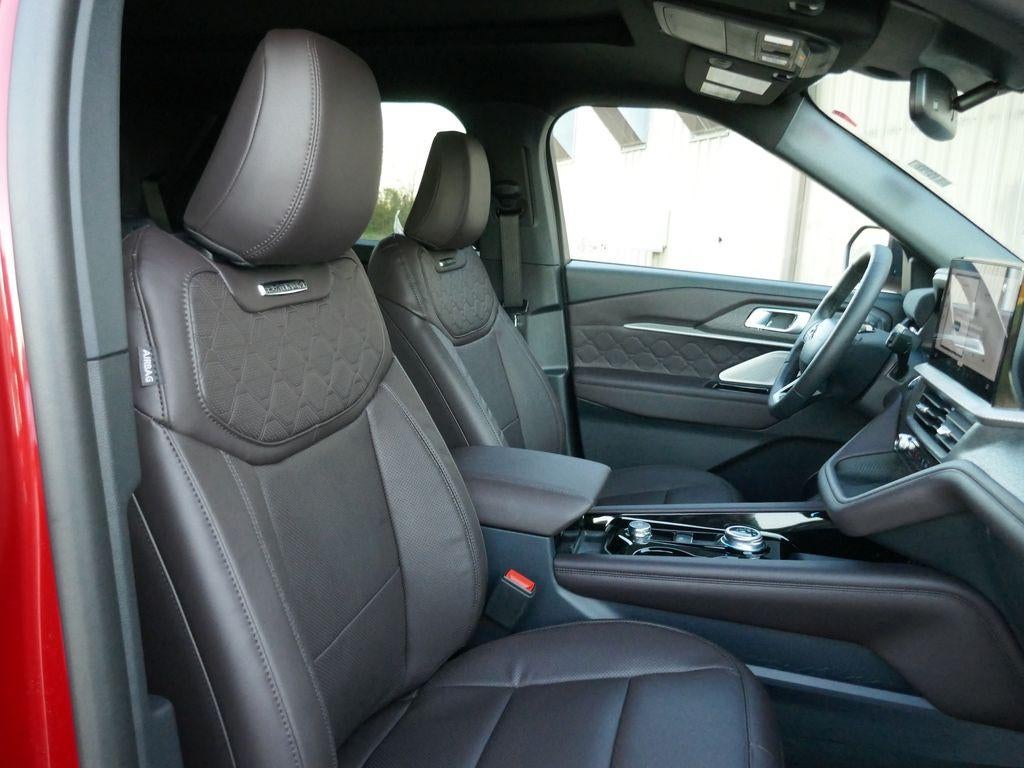 2026 Ford Explorer Platinum 4WD