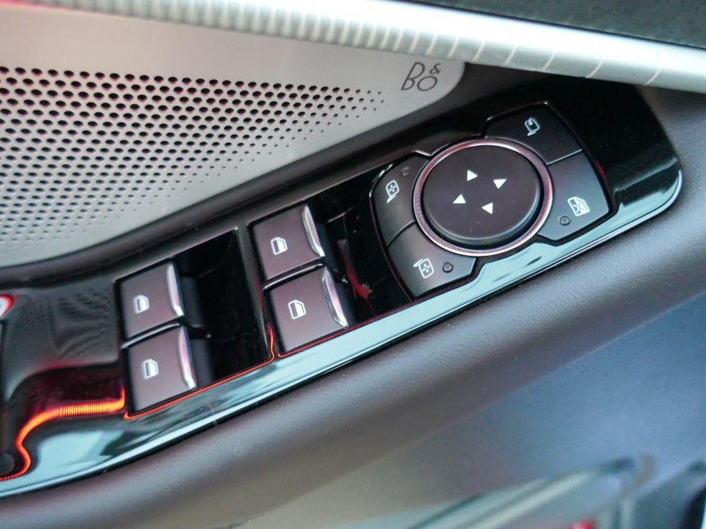 2026 Ford Explorer Platinum 4WD