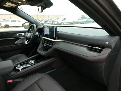 2026 Ford Explorer Platinum 4WD
