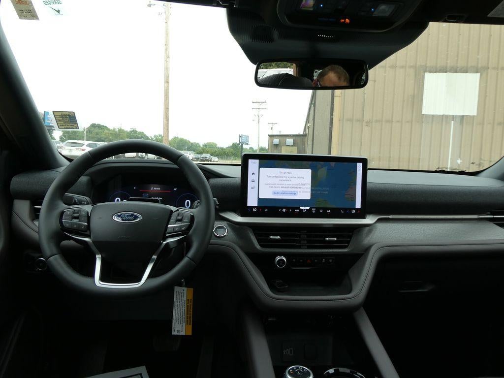 2026 Ford Explorer Platinum 4WD
