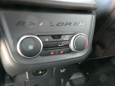 2027 Ford Explorer Platinum 4WD