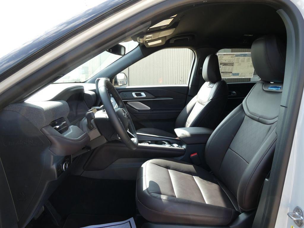 2027 Ford Explorer Platinum 4WD