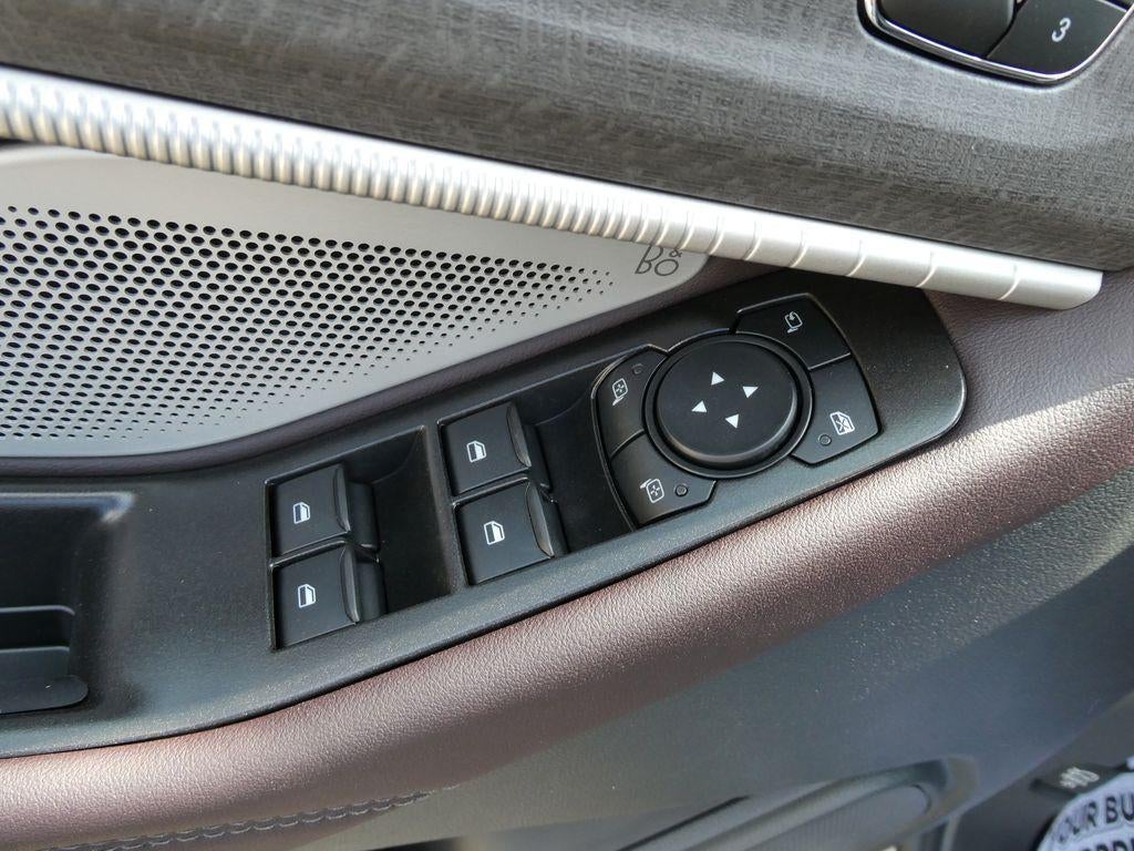 2027 Ford Explorer Platinum 4WD