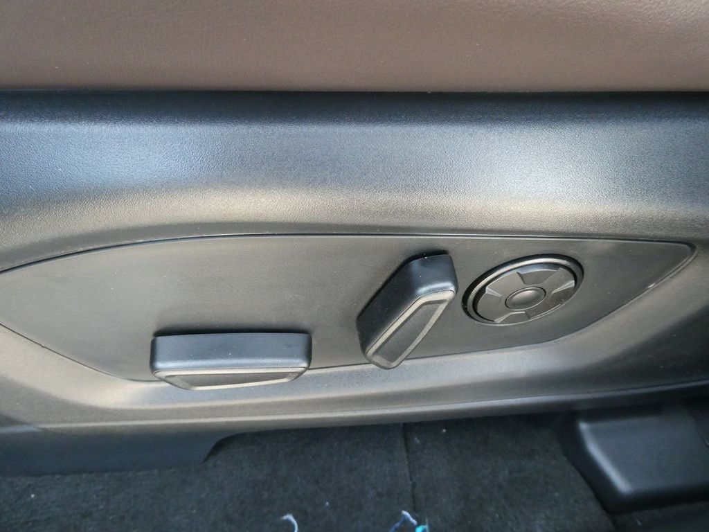 2027 Ford Explorer Platinum 4WD