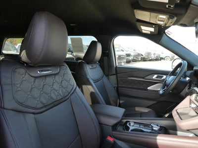 2027 Ford Explorer Platinum 4WD
