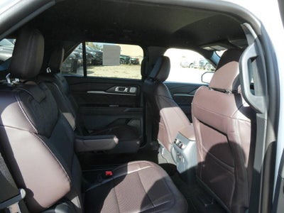 2027 Ford Explorer Platinum 4WD