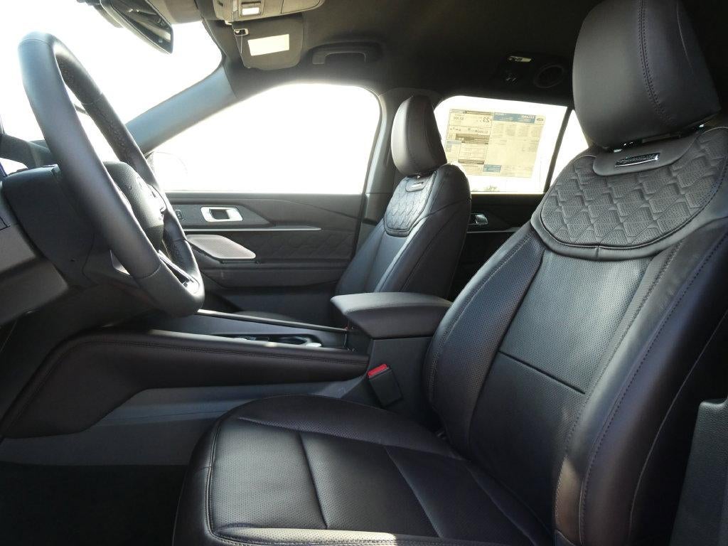 2027 Ford Explorer Platinum 4WD