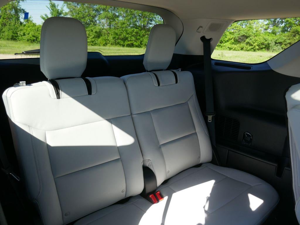 2026 Ford Explorer Platinum 4WD