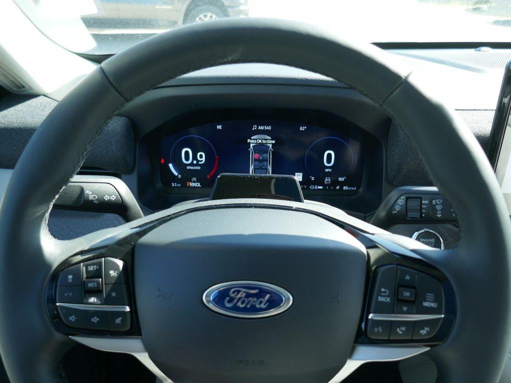 2026 Ford Explorer Platinum 4WD