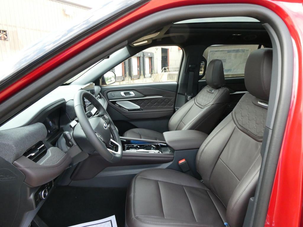 2026 Ford Explorer Platinum 4WD