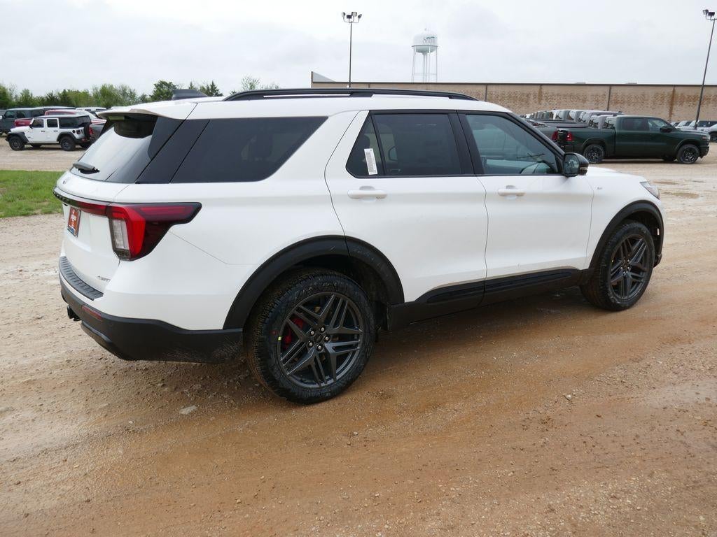 2026 Ford Explorer ST-Line 4WD