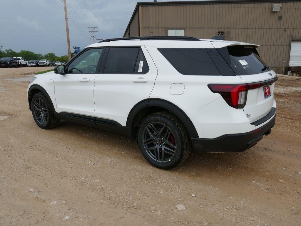 2026 Ford Explorer ST-Line 4WD
