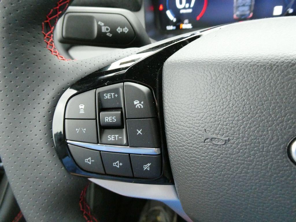 2026 Ford Explorer ST-Line 4WD
