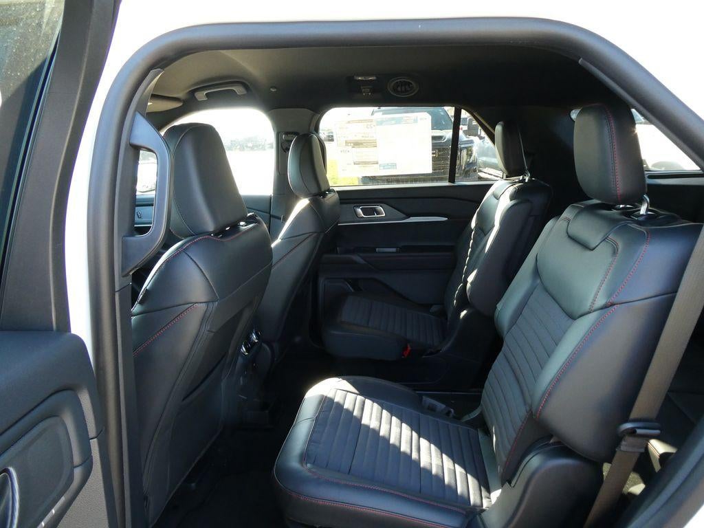 2026 Ford Explorer ST-Line 4WD