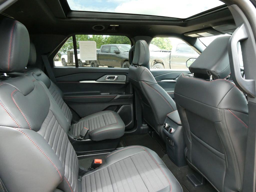 2026 Ford Explorer ST-Line 4WD