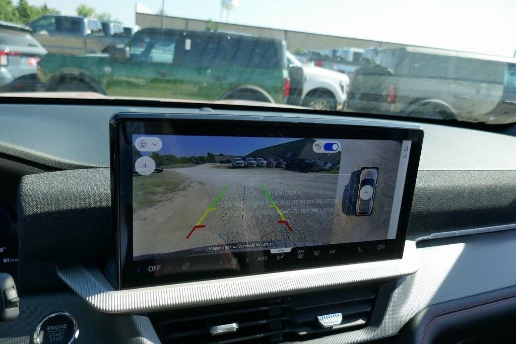 2025 Ford Explorer ST-Line 4WD