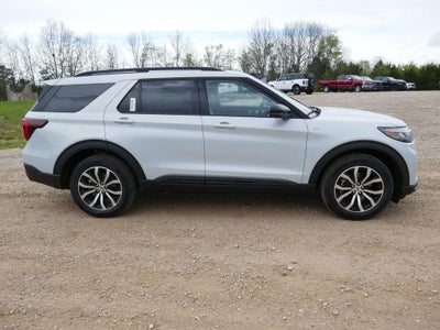 2026 Ford Explorer ST-Line 4WD