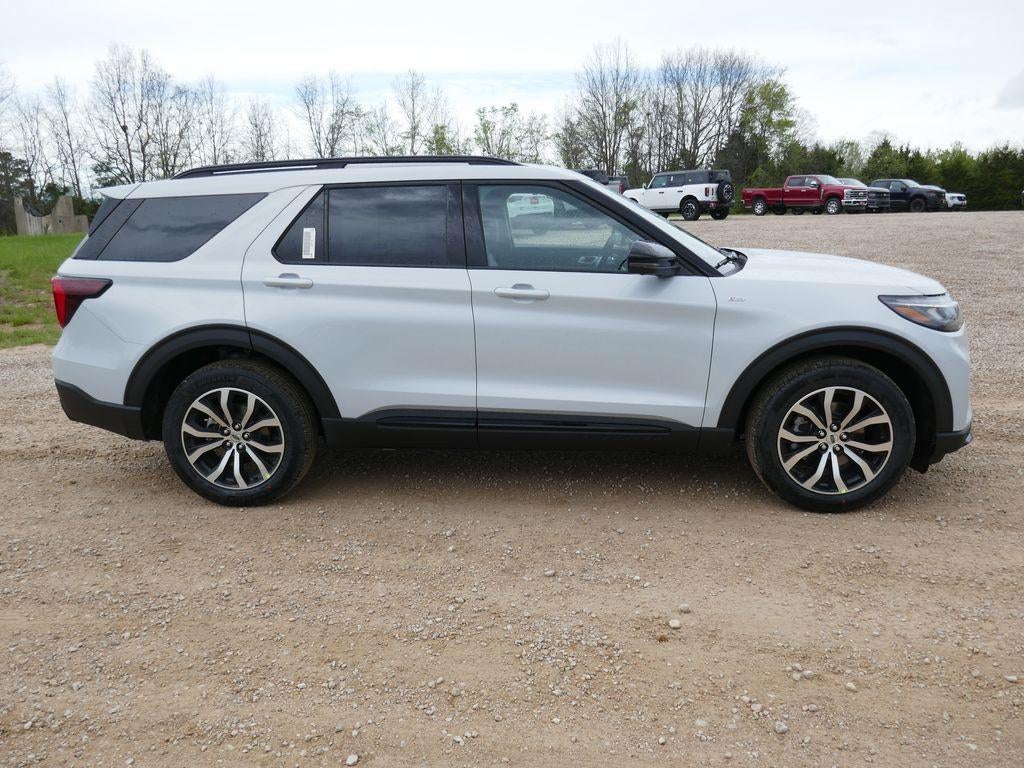 2026 Ford Explorer ST-Line 4WD