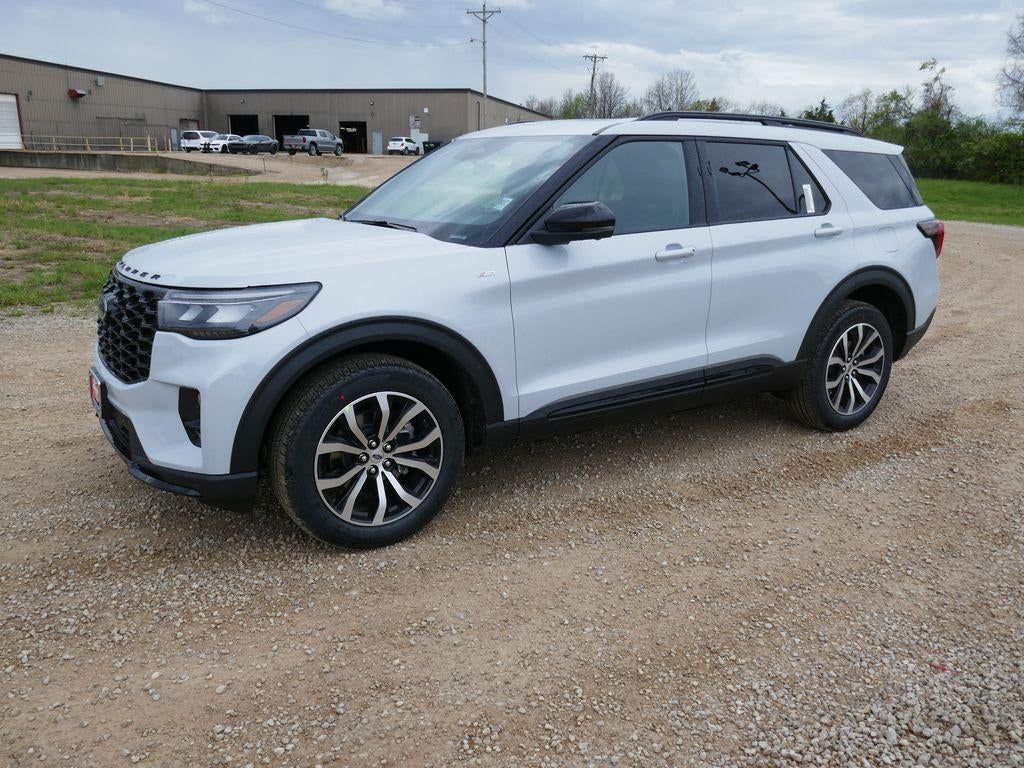 2026 Ford Explorer ST-Line 4WD