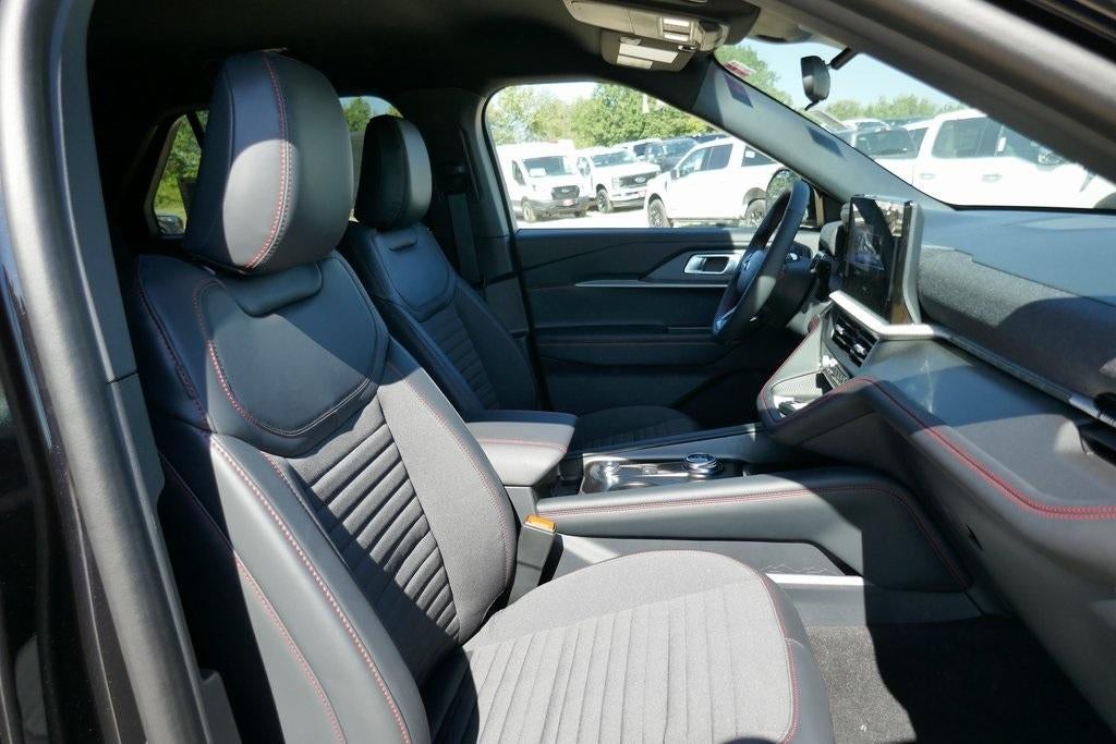 2025 Ford Explorer ST-Line 4WD