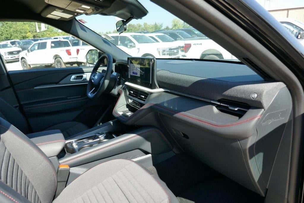 2025 Ford Explorer ST-Line 4WD