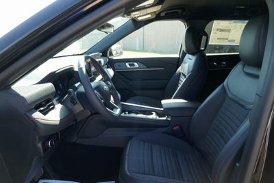 2025 Ford Explorer ST-Line 4WD