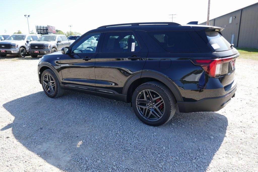 2025 Ford Explorer ST-Line 4WD