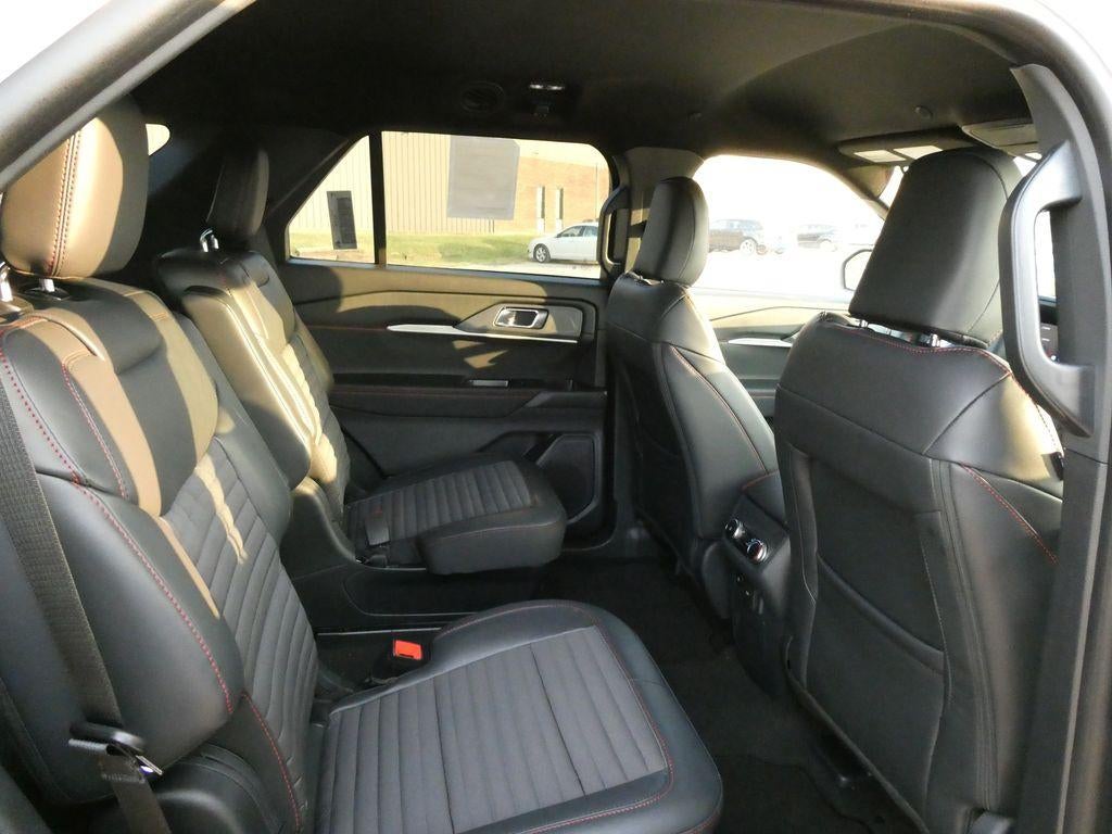 2027 Ford Explorer ST-Line 4WD