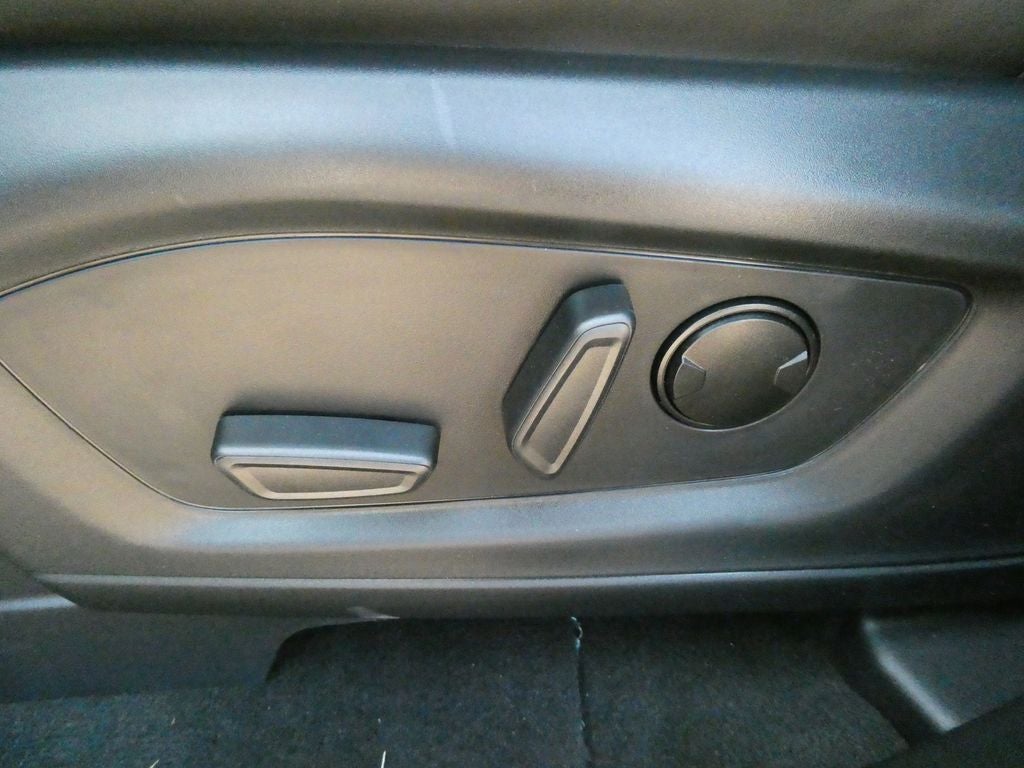 2027 Ford Explorer ST-Line 4WD