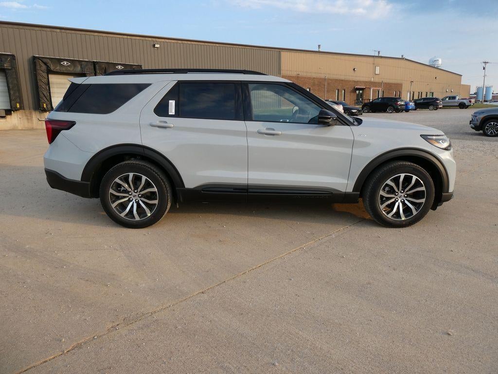 2027 Ford Explorer ST-Line 4WD