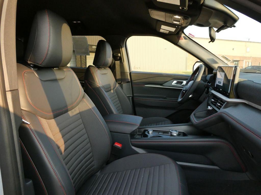 2027 Ford Explorer ST-Line 4WD