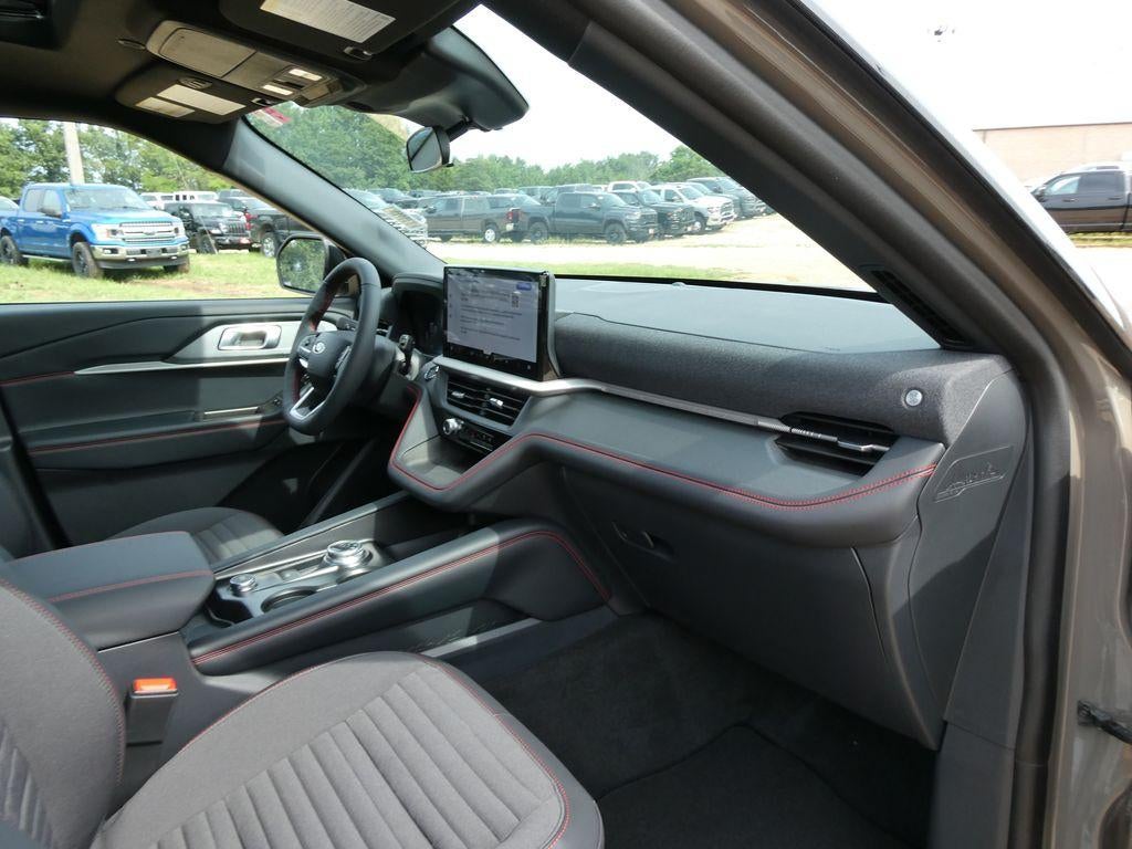 2026 Ford Explorer ST-Line 4WD