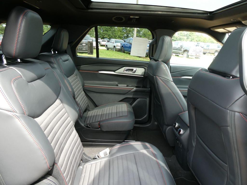 2026 Ford Explorer ST-Line 4WD