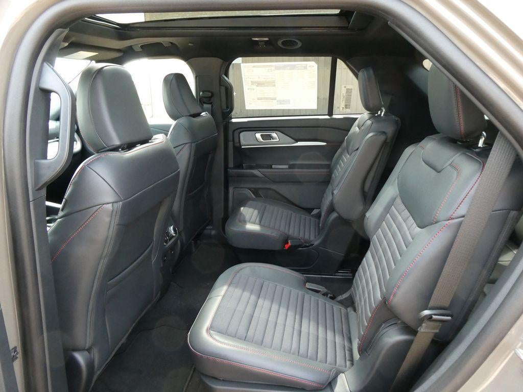 2026 Ford Explorer ST-Line 4WD