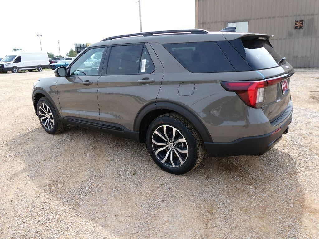 2026 Ford Explorer ST-Line 4WD