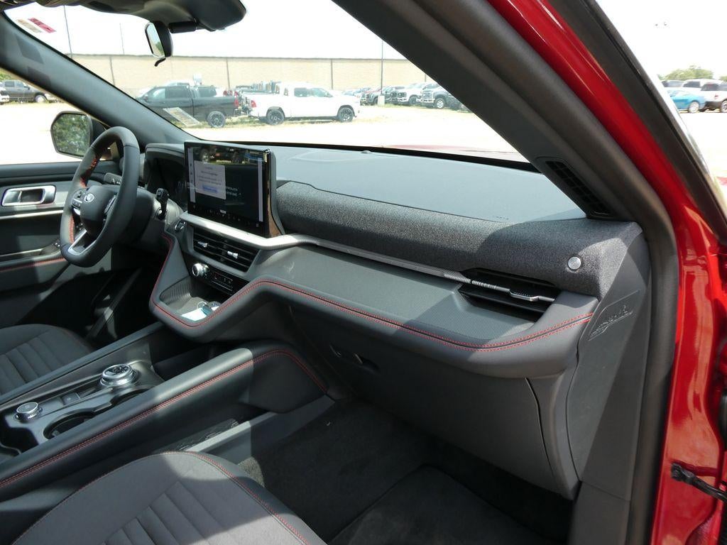 2026 Ford Explorer ST-Line 4WD