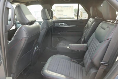 2025 Ford Explorer ST-Line 4WD