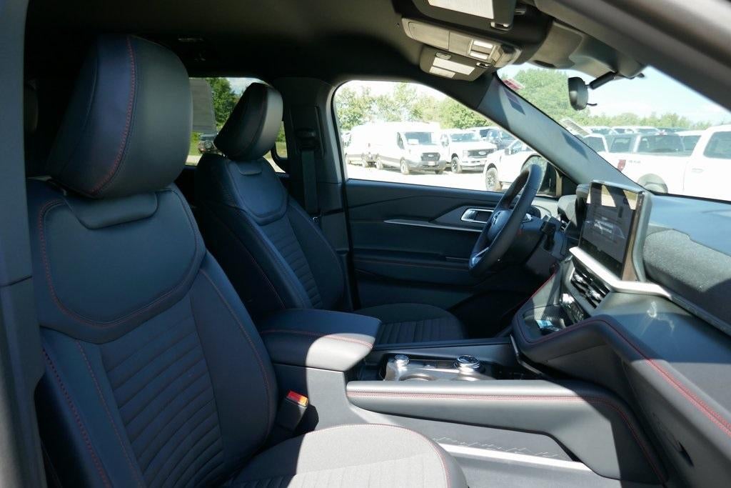 2025 Ford Explorer ST-Line 4WD