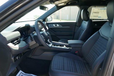 2025 Ford Explorer ST-Line 4WD