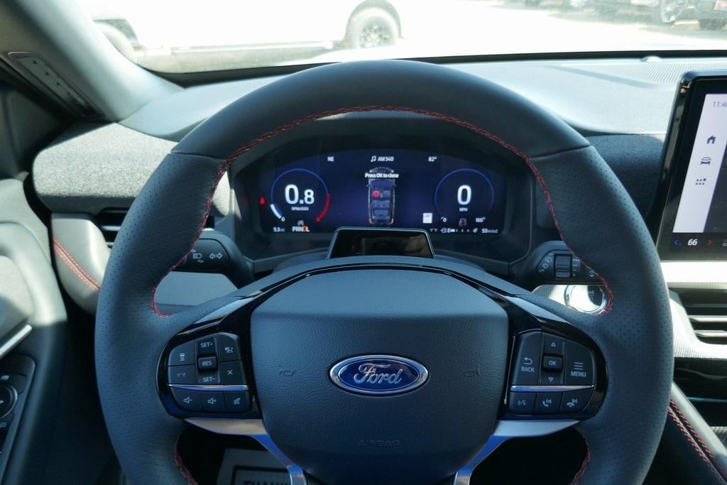 2025 Ford Explorer ST-Line 4WD