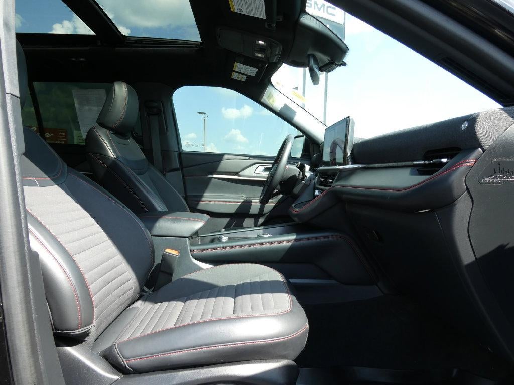 2025 Ford Explorer ST-Line 4WD